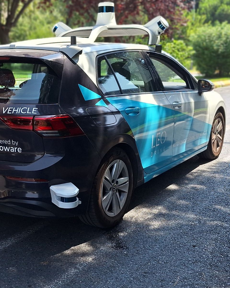 Leo Drives Test Autonomous Car